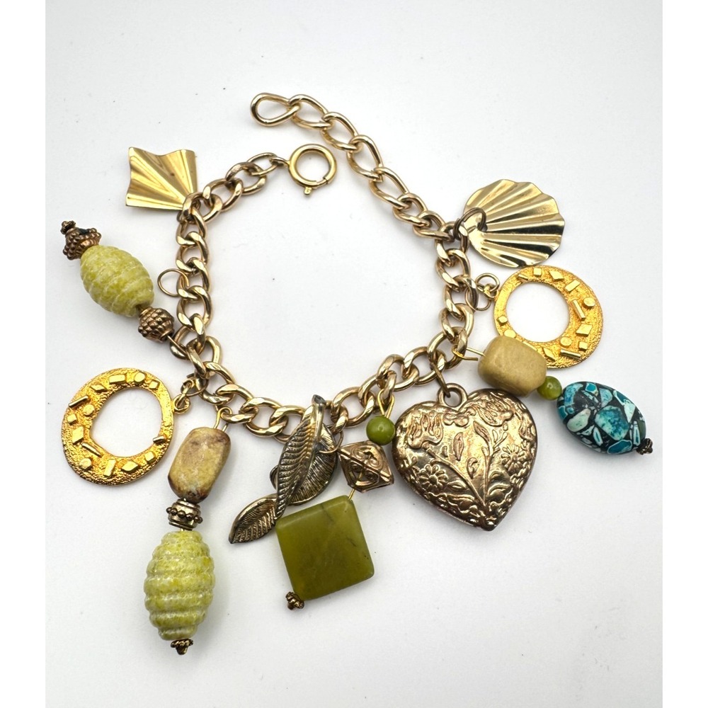 Vintage Avon Charm Bracelet Artisan Collection Gold Tone Green Stone Heart